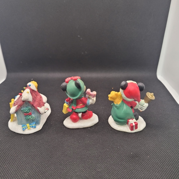 Disney Christmas Mini Figurines Mickey Minnie Pluto Holiday Village Decor Set - Picture 6 of 6